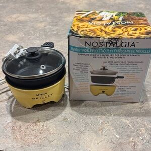 Nostalgia MyMini Yellow Skillet
